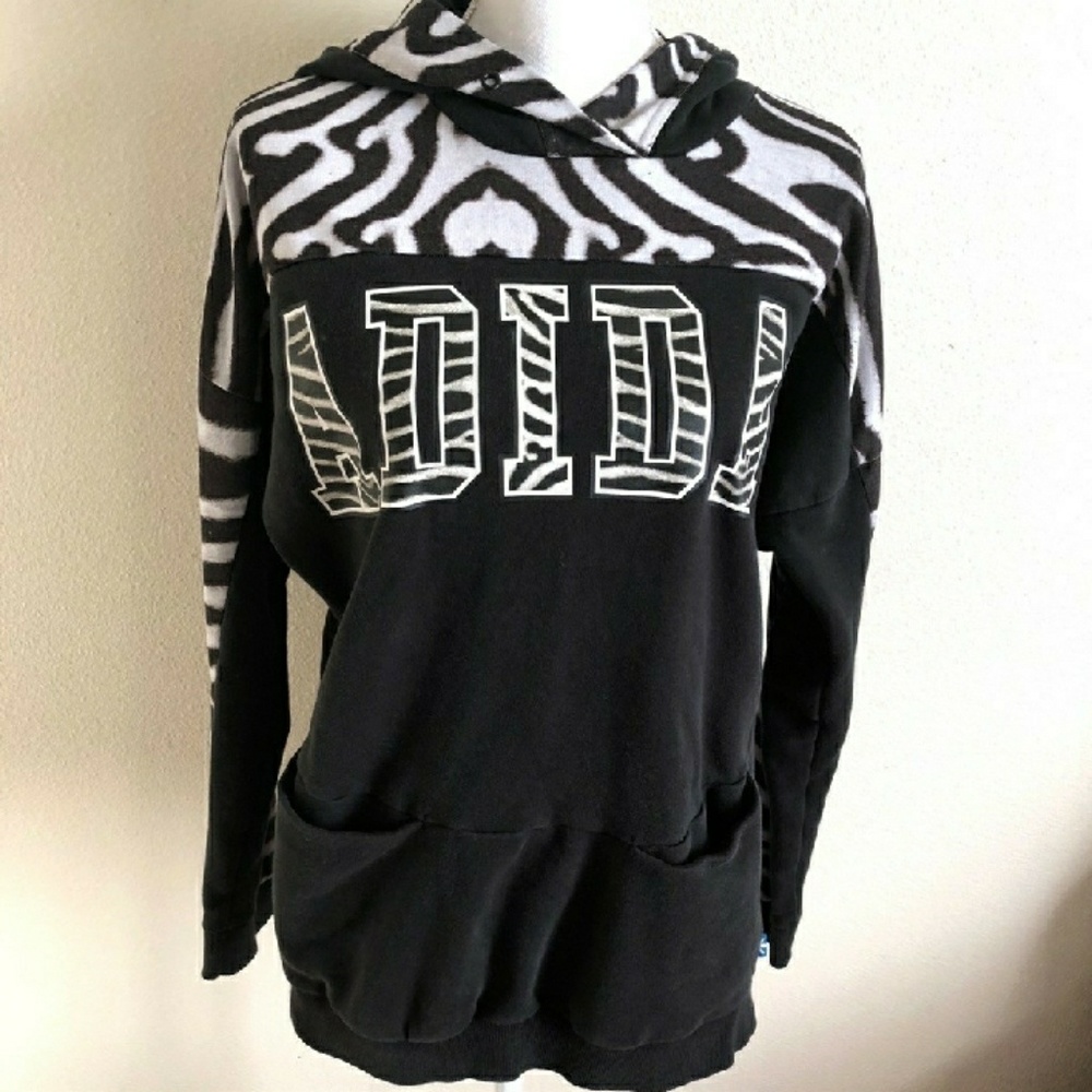 *****SOLD*****Adidas sweatshirt hoodie